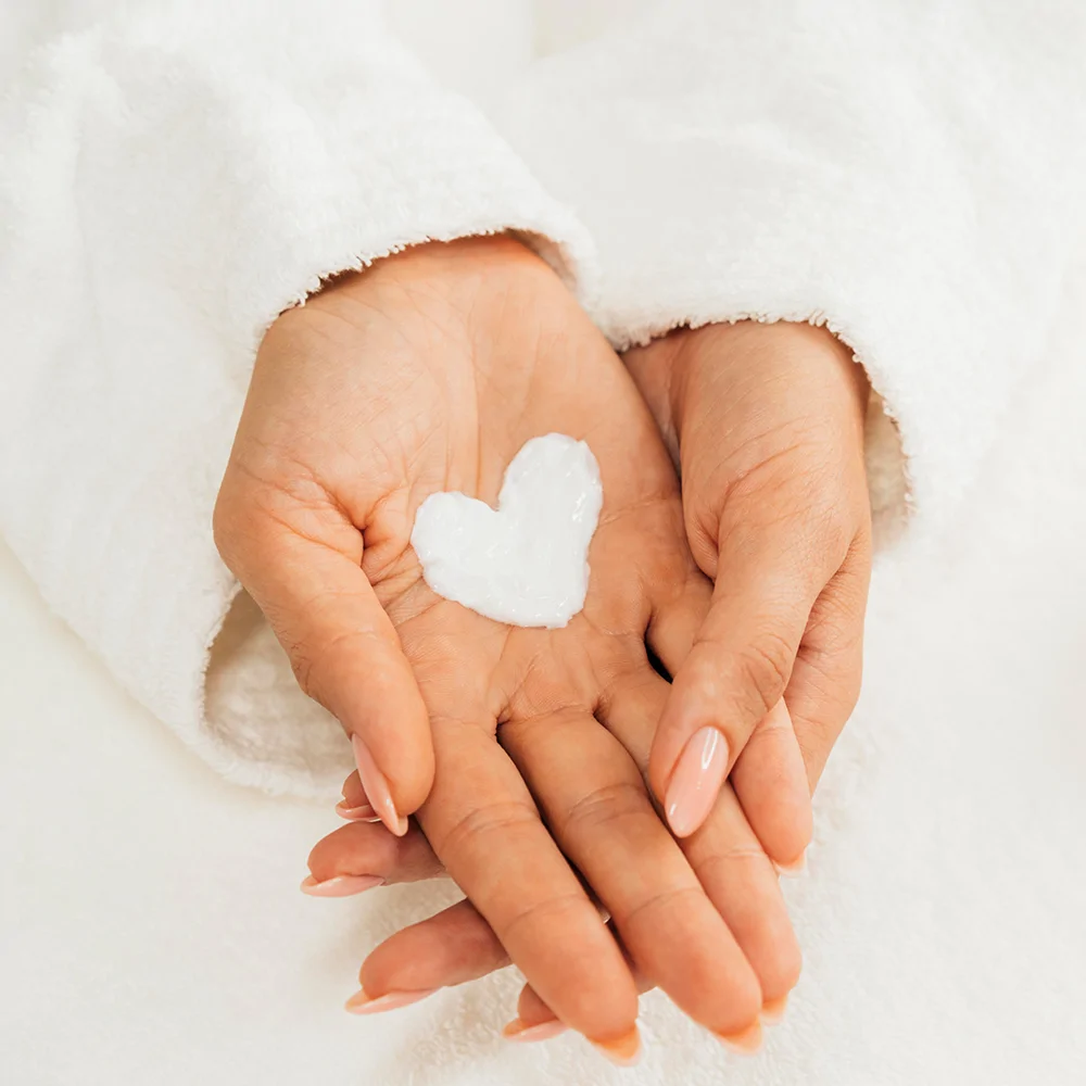 Cilt Tipine Göre Nemlendirici Seçimi: Uzun Süreli Nem ve Sağlıklı Görünüm Rehberi