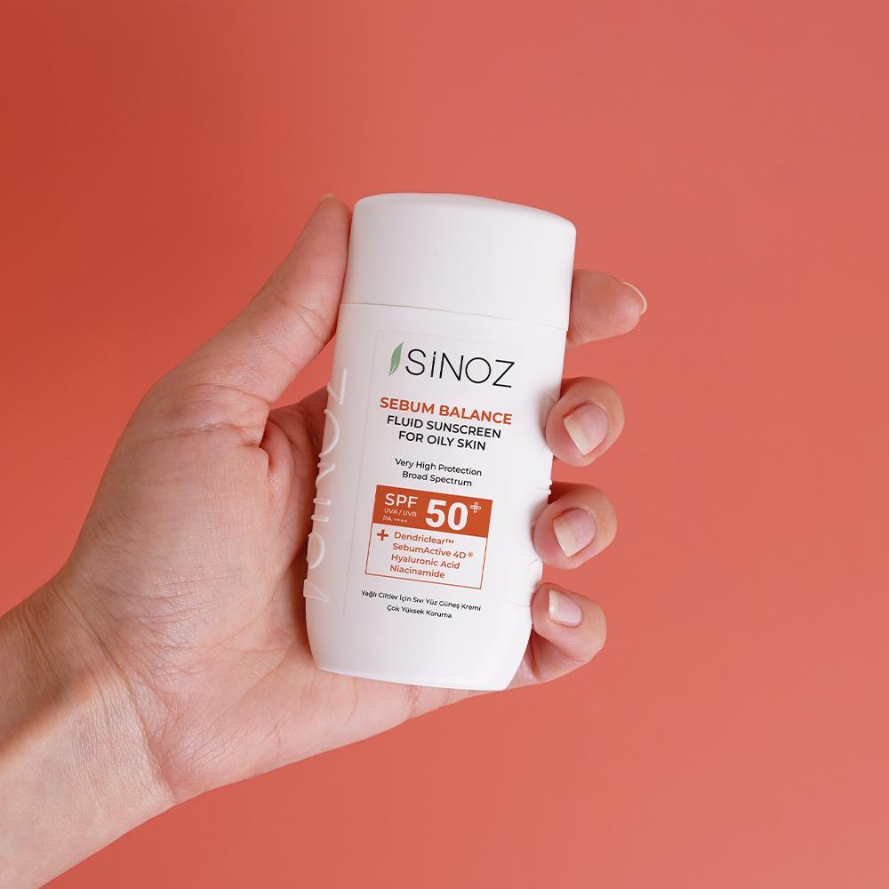 Sinoz Spf50+ Yağlı Ciltlere Özel Sıvı Güneş Kremi - Yeni Nesil Güneş Filtreleri ile Hibrit Formül 50ml