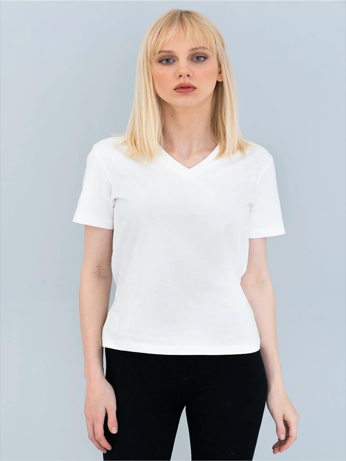Kadın Beyaz Basic T-shirt (SLİM FİT) MNL-01-K, Medium	