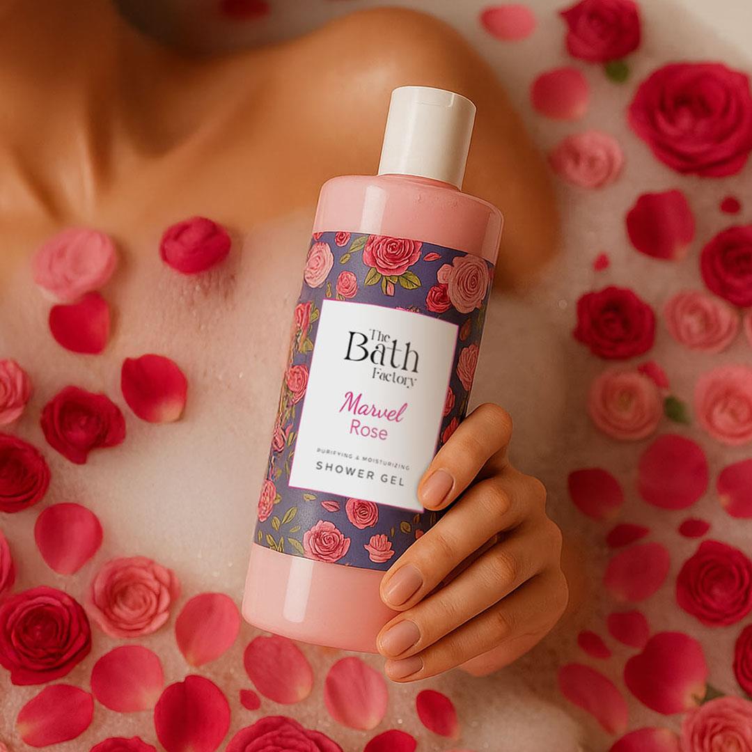 The Bath Factory Nemlendirici Ve Besleyici Marvel Rose Duş Jeli 400 ML