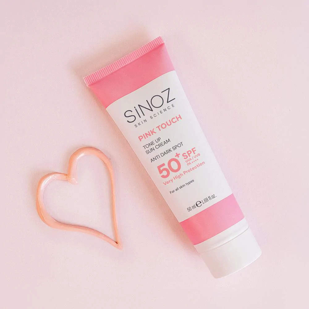 Sinoz Pink Touch Aydınlatıcı SPF50+ Pembe Güneş Kremi - Tüm Cilt Tipleri 50 ml