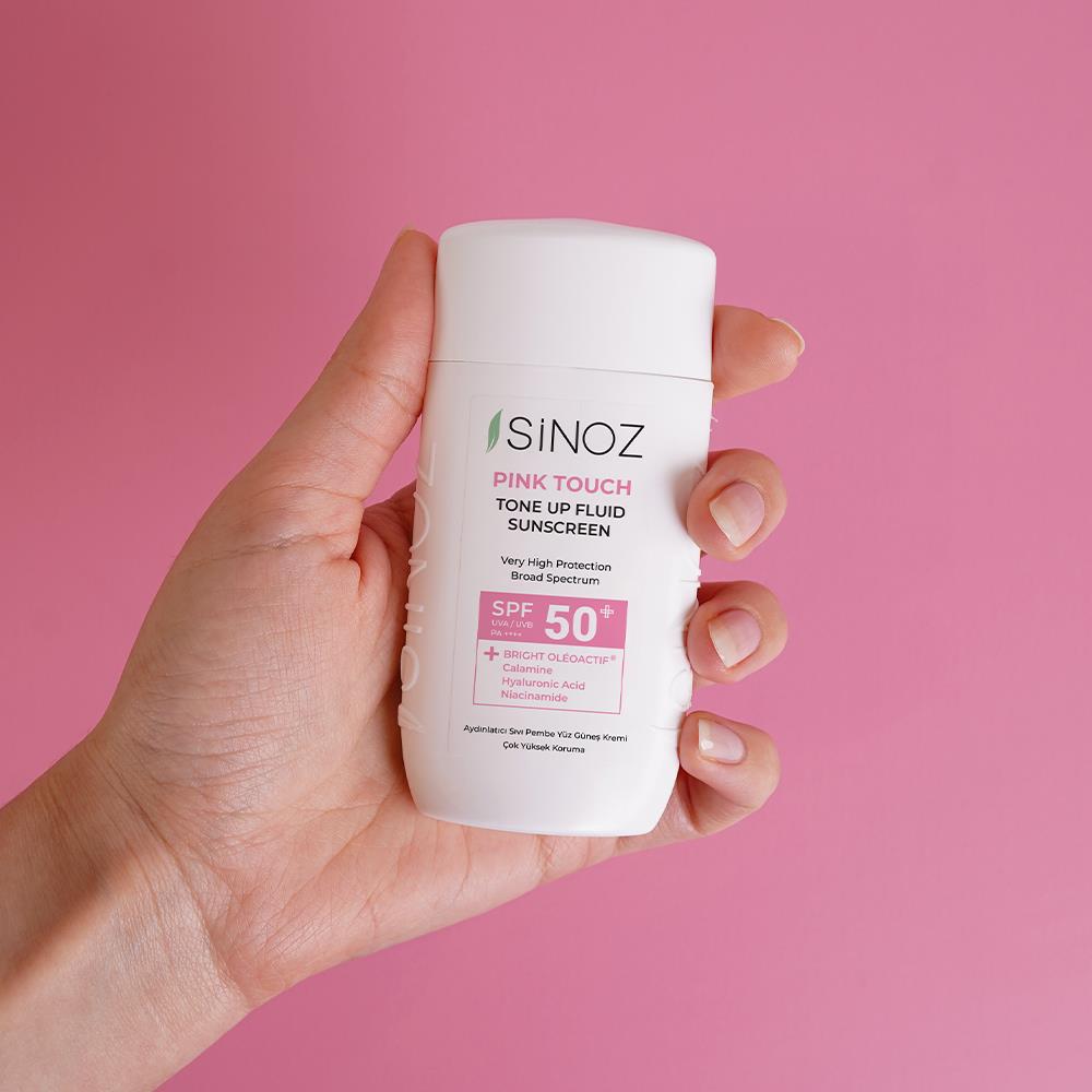 Sinoz Spf50+ Pink Touch Aydınlatıcı Sıvı Güneş Kremi - Yeni Nesil Güneş Filtreleri ile Hibrit Formül 50 ml