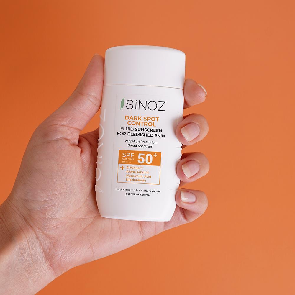 Sinoz Spf50+ Lekeli Ciltlere Özel Sıvı Güneş Kremi - Yeni Nesil Güneş Filtreleri ile Hibrit Formül 50ml